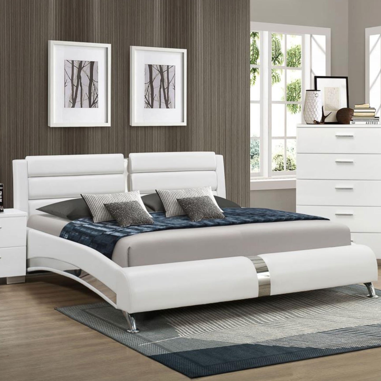 JEREMAINE Queen Upholstered Bed