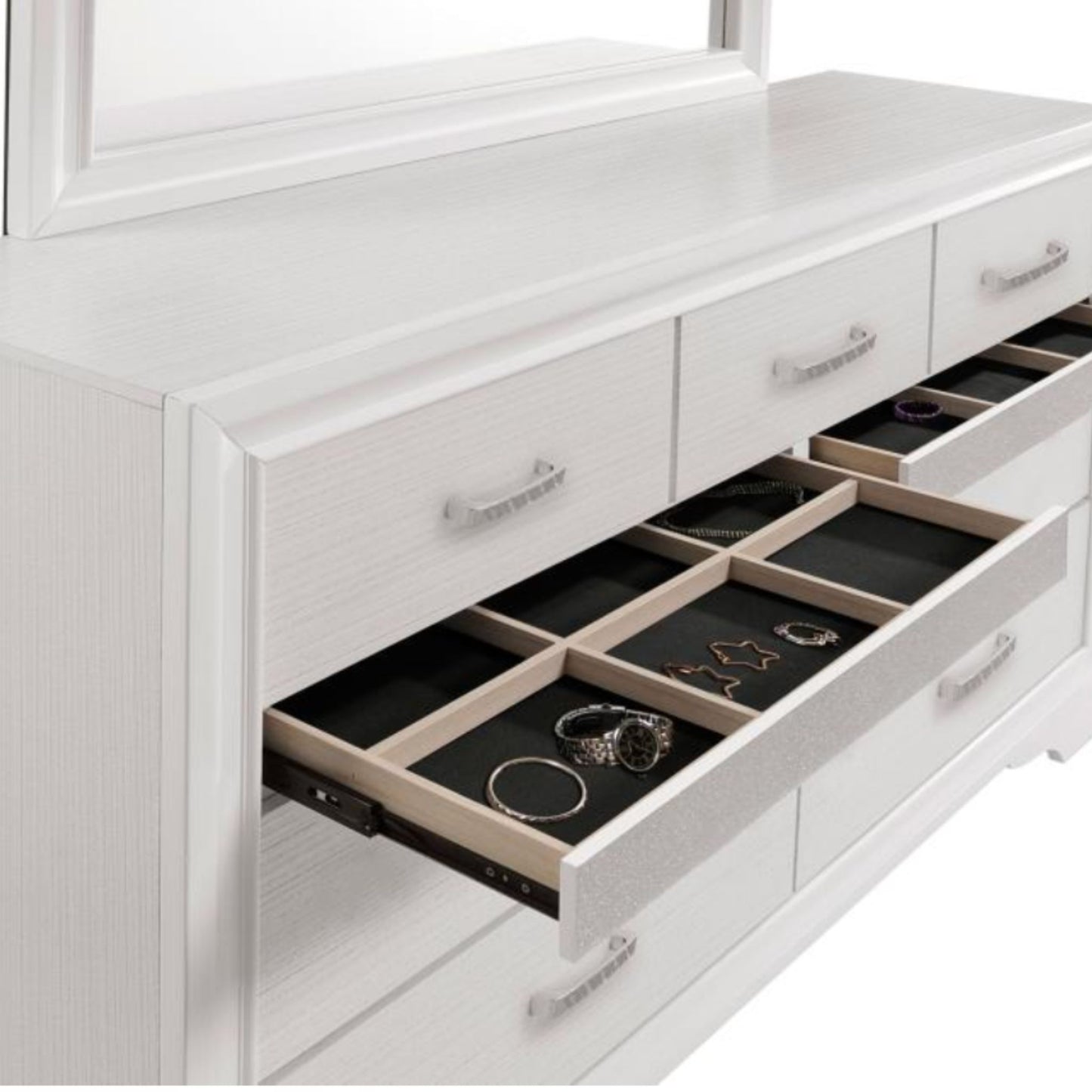 MIRANDA 7-drawer Dresser White and Rhinestone
