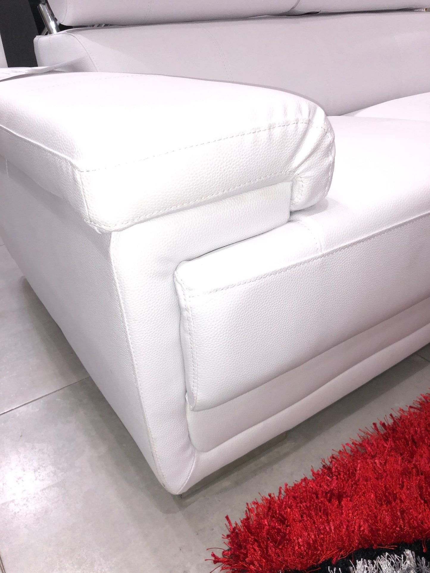 ZOEY White Sofa and Loveseat
